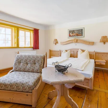 Hotel Watzdorfer Geleitschenke Und *