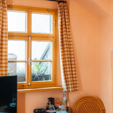 Watzdorfer Geleitschenke Und 3*