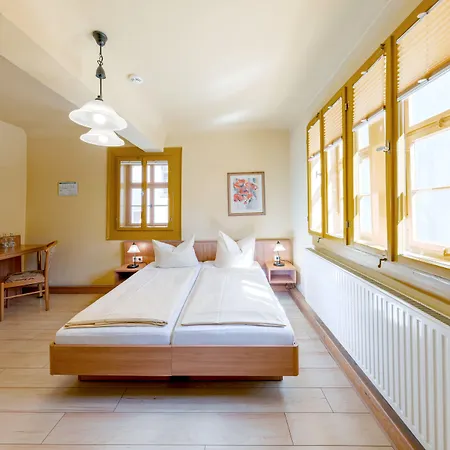 Watzdorfer Geleitschenke Und Ξενοδοχείο Βαϊμάρη