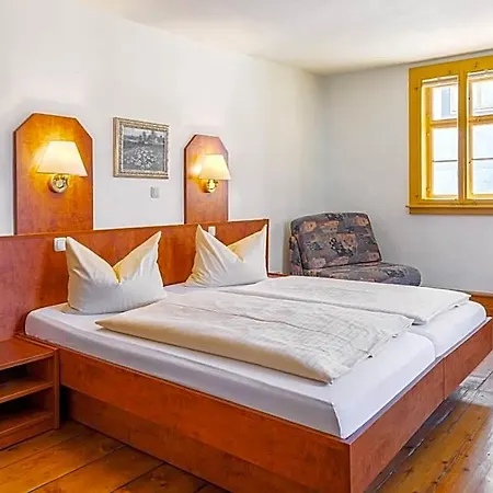 Hotel Watzdorfer Geleitschenke Und