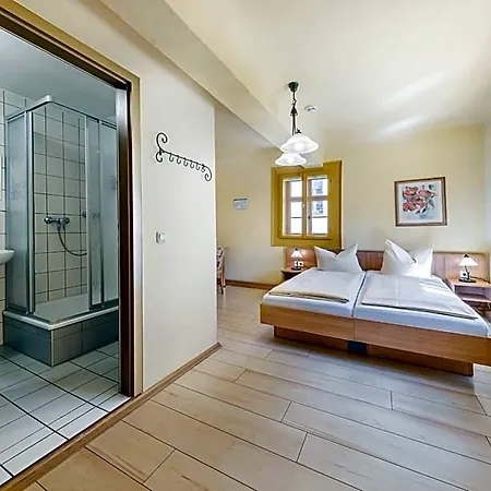 Hotel Watzdorfer Geleitschenke Und 3*