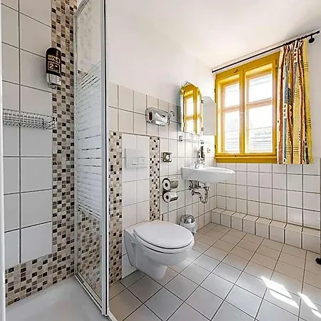 Watzdorfer Geleitschenke Und Hotel 3*