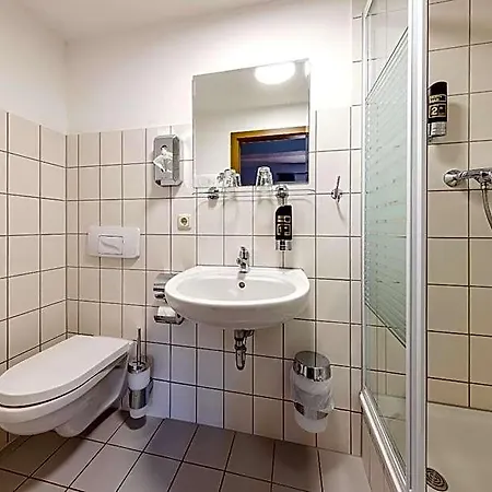 Watzdorfer Geleitschenke Und 3*