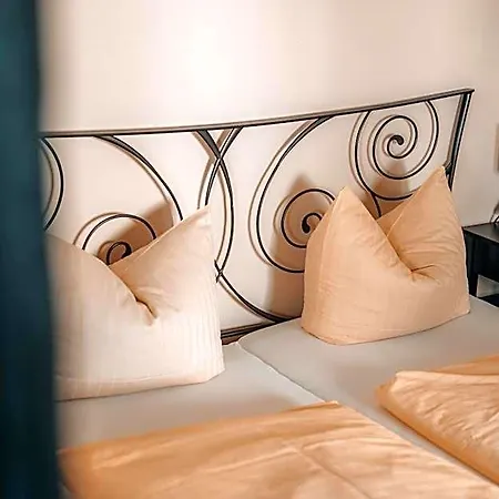 Watzdorfer Geleitschenke Und Hotel Weimar (Thuringia)