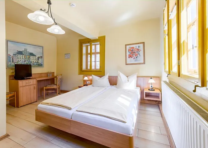 Watzdorfer Geleitschenke Und 3*