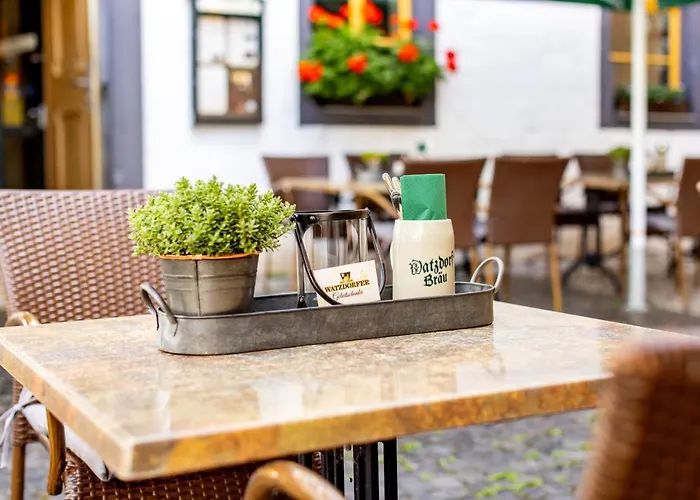 Watzdorfer Geleitschenke Und Hotel